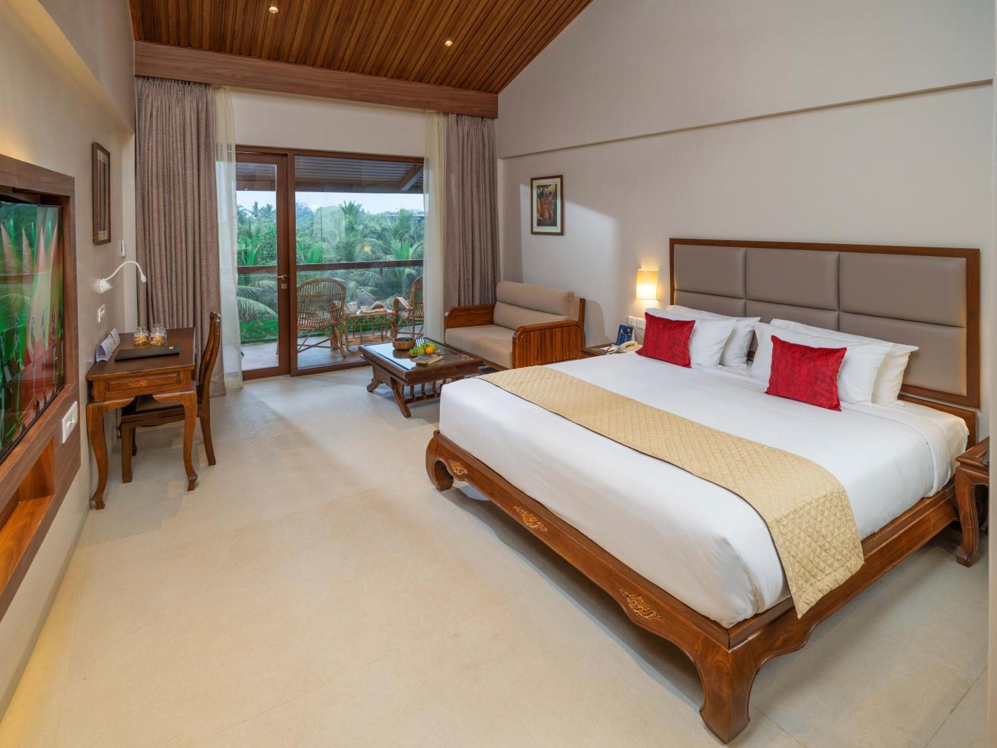 Uday Suites - The Airport Hotel Thiruvananthapuram Exteriör bild